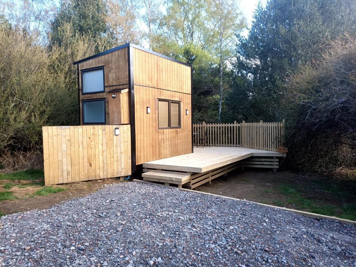 Tiny House In The Bush - A Minute From Town Centre Ruapehu Unique Stays Raetihi Exterior photo
