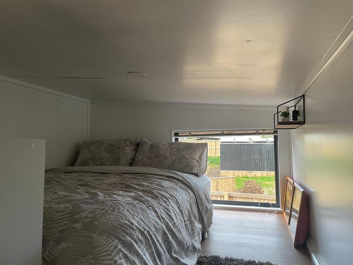 Tiny House In The Bush - A Minute From Town Centre Ruapehu Unique Stays Raetihi Exterior photo