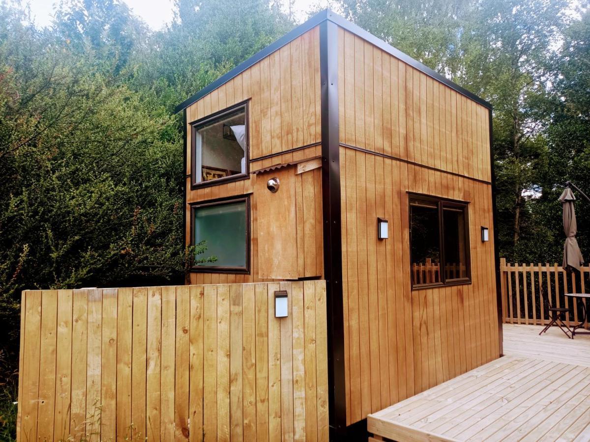 Tiny House In The Bush - A Minute From Town Centre Ruapehu Unique Stays Raetihi Exterior photo
